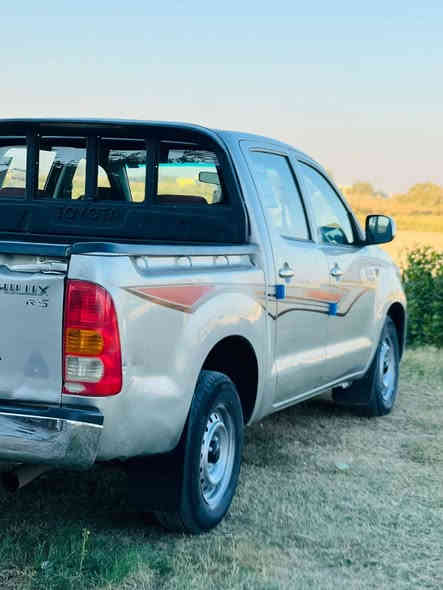 بيكم فلاونزه موديل 2006 كويتي شاصي19  رقم قادسيه دولي بسمي سنويه ل 2030 سياره مكفوله عامه من صبغ وتبديل محرك وكير تبريد ثلج  تخم تاير جديد حداديه جديده كهربائيّة جاهزه سعر 123وبيه مجال /***********////***********////ل رقم اسيا بيه واتساب
