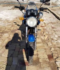 السلامو عليكم دراجه دايوان للبيع 2017اوراق اصوليه بس محركهى يبخر الستف...