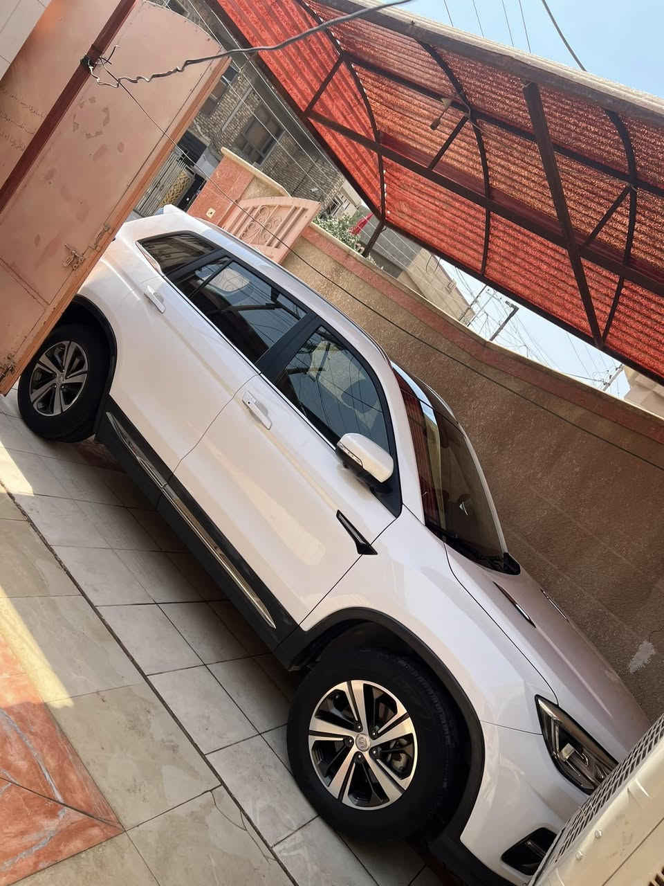 السلام عليكم شانجان cs75 بلس فول مواصفات    
بيها بابين صفحة السايق صبغ الباقي مكفولة السيارة 
مطلوبة للشركة 11مليون  
اني اريد12 مليون 
ب شهر تسديد للشركة ٦٠٠ 
بدون كفيل مجرد نروح للشركة ينطوك وكالة قيادة 
من تخلص اقساط تتحول ب اسمك 
شركة البخيت ب دورة 
الاتصال ***********
