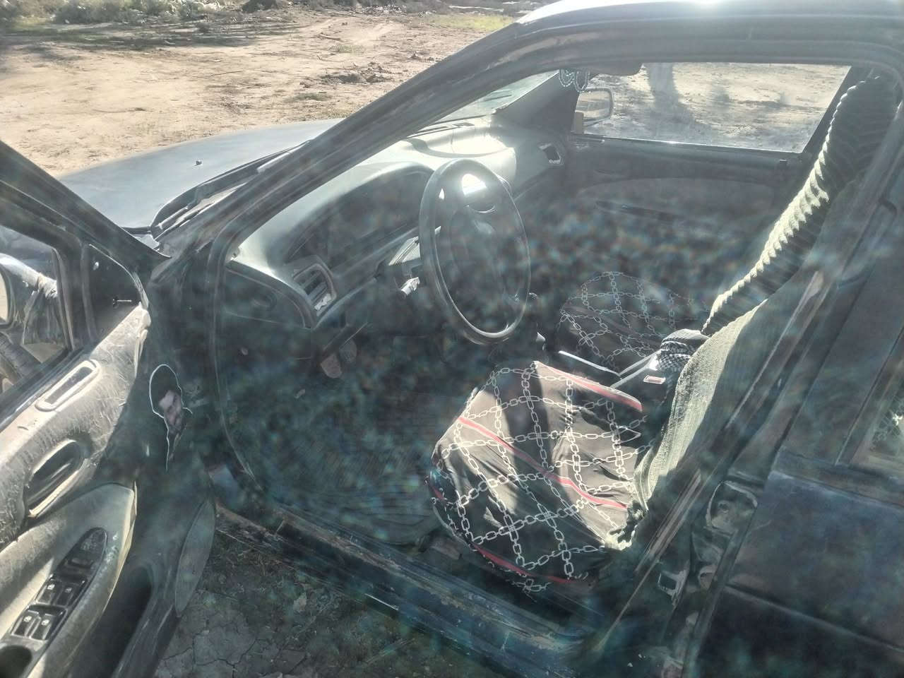 سلام عليكم للبيع كيا سيفيا ٩٤ رقم كربلاء  لون حبري دوخله لون بيجي. حداديه  كامله  مكينه مفتوح كير عادي. 
 تبريد بس رتيتر. سياره شغاله وتاريك واين متريد سعر ٢١ وبيه مجال مكان بابل. للبيع او مراوس بل ابيض

***********.         اني مكلف بل نشر
