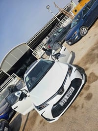 كورلا هايبرد • موديل ٢٤ • ماشيه ٩٠٠٠