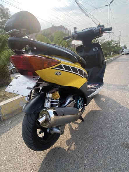 سلام عليكم 🍋
سكنس نثيه 110 ياباني للبيع 
لون ليموني بلادي 
مكينه بلاديه 58 (مكفوله كفاله عامه لا تنقيص ولا  تبخير)
عليهة تزويد خارجي فقط
ما بيه كل نقص 
(مكاني بغداد شعب)
سعر  خابر وتدلل. 
رقمي***********
ملاحظه (اليدور نطايح  وبس يجعص ليخابر)
