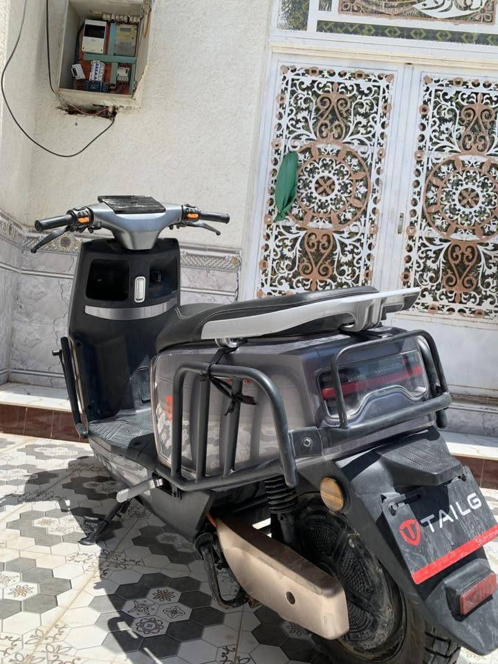 السلام عليكم
من رخصت صاحب الكروب 
دراجه تيسلا 

2024

6بطاريات نص عمر 

ملف 2000واط

كهربائية كلهه شقاله كلوب زنون قوي 

بكلايت اشاير 

ابريك امامي وخلف شغال 

السعر خاص

رقم صاحب دراجه

***********
