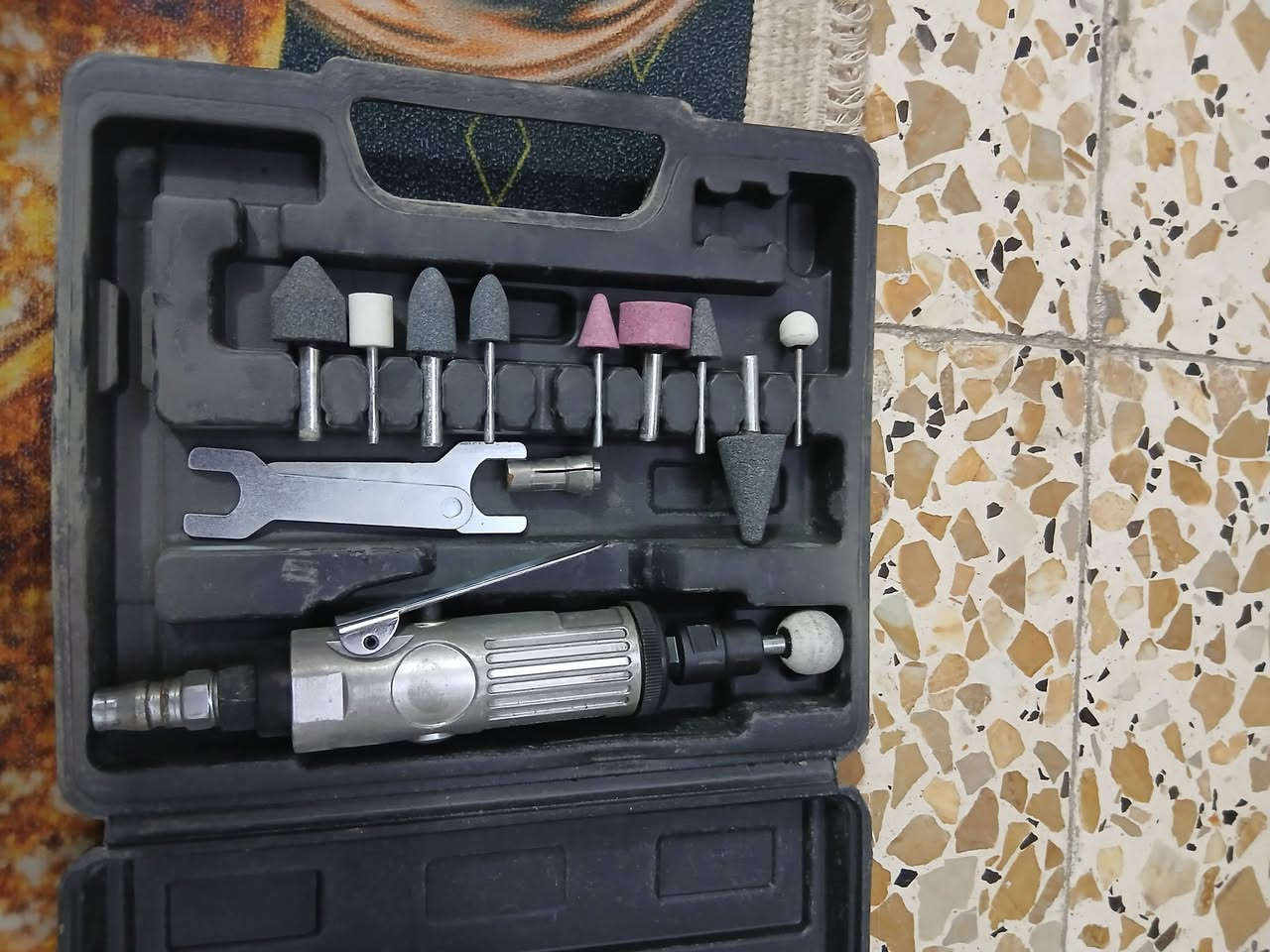 السعر 80 وبيه مجال نظاف كلش جدد بعدهن بغداد الشعب ***********
