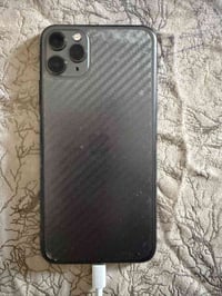 شباب ايفون  11 برو ماكس  ذاكرة 256  مستبدل شاشه + بطاريه  فيس ايدي واك...