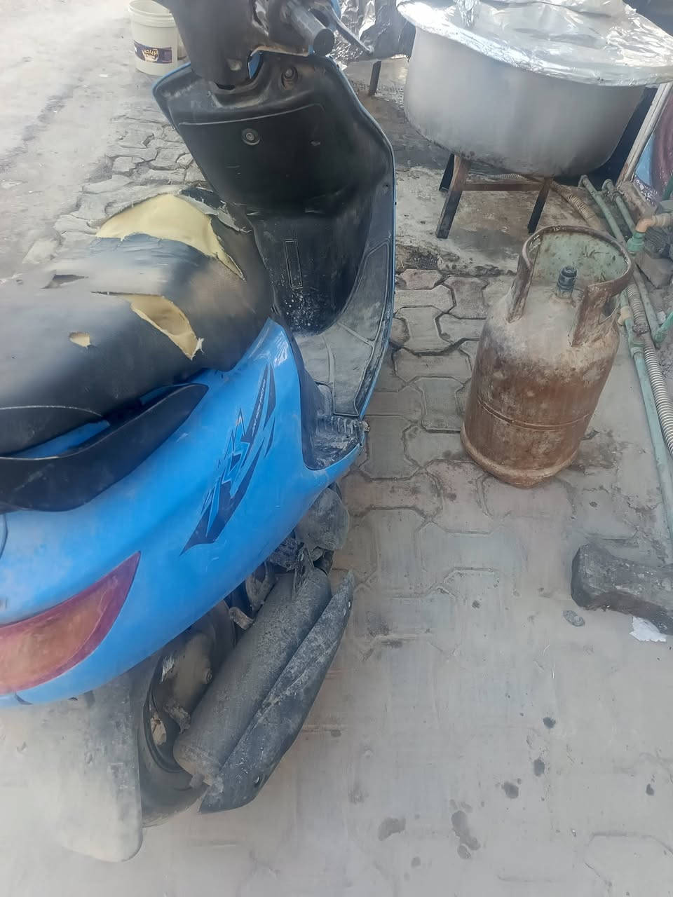 للبيع سعر250 وبيها مجال قليل


**إذا كنت صاحب هذا الإعلان وتريد حذفه لأي سبب، رجاءا أرسل رسالة إلى الدعم الفني**