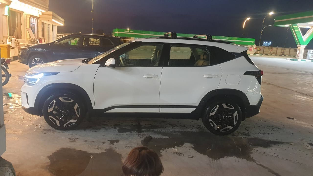 السلام عليكم 
كيا سيلتوس 24 فول موصفات sx محرك 1600 تيربو ماشيه 18 الف ميل وصور حادث موجوده والاستفسار اكثر الاتصال علئ رقم ***********مكان سيارة 🚗 ميسان
