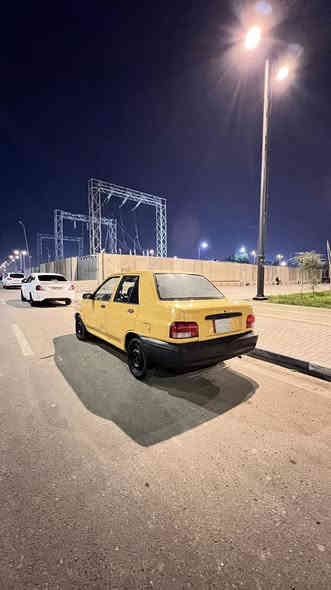 سلام عليكم سايبه مطيل 2015 مكينه وكير خير من الله لا تبخير ولا نضوح ولا تعريك مصبوغه صبغ عام غرامه صفر هيئه بس 75 سنويهه منتهيه بل 2021 راعيهه موجود السعر 26 
الرقم ***********
