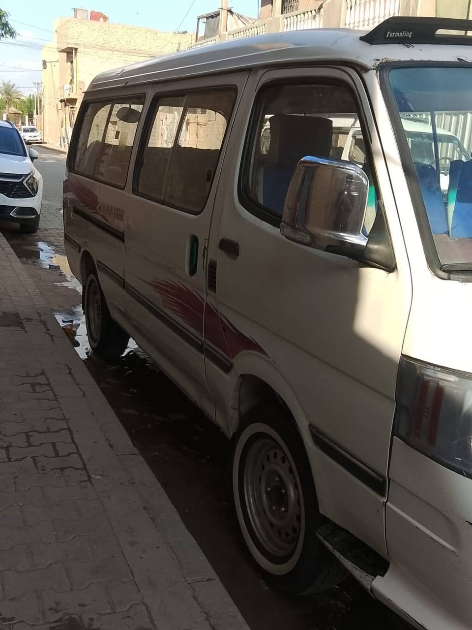 السلام عليكم سياره فتون2014Fتفاصيل رقم شاصي شعار جديد
سياره تخم تاير جديد  محرك خير من الله ومعمره بس الوزه جاملغات صبغ 
عليها غرامه 800الف علا المشتري 
وبعد انته تجي تكلب علا راحتك العنوان بغداد مدينه صدر  الي يحب يشتري او يستفسر يتفضل خاص ***********
