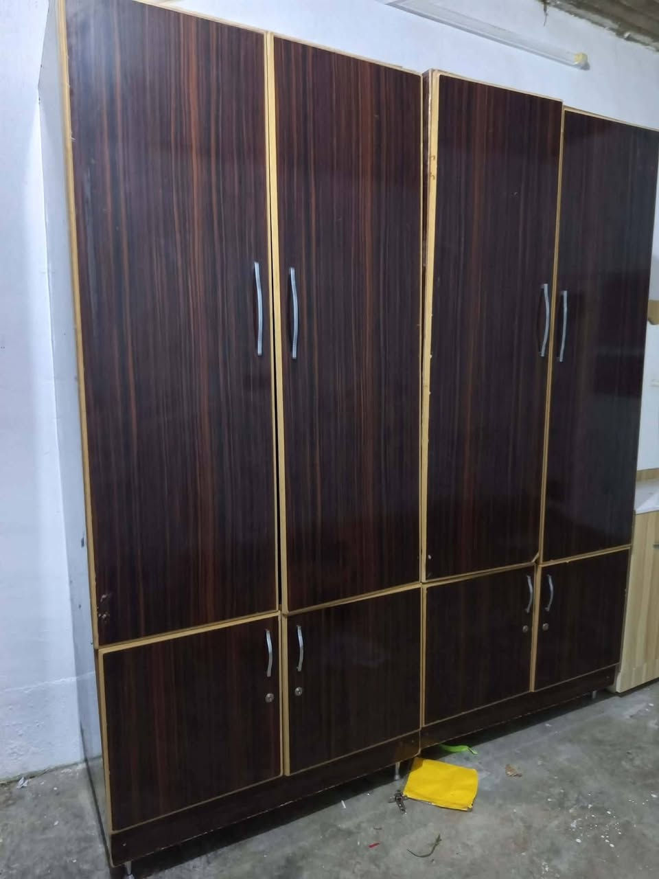 کانتوری ٤دەرگا دەستکرد لەگەڵ مێزتەوالێت بۆ فرۆشتن
 لەکەلار شێروانە نرخی دوو سەد هەزارو مەعامەلە 
🌹چیتان هەیە وێنەی بنێرن بۆتان دەفرۆشم🌹


**إذا كنت صاحب هذا الإعلان وتريد حذفه لأي سبب، رجاءا أرسل رسالة إلى الدعم الفني**