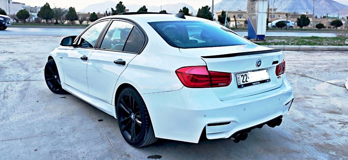 BMW 2017 320i
نمونە لە جوانی خاوێنی
ڕەقەم هەولێر
90mil ڕۆیشتوە
مەکینە 4 پستۆن  توین پاوەر تۆربۆ
نیو بۆنیت 
نیو چاملغ
بۆیاغ
سەنەوی تا 2029
مواسەفات ئەمریکی 
دەعمێکی زۆر زۆر خەفیفی هەیە
ڕەقەم شەنسی
WBA8E1G59HNU13008
سەعر ١٦٥
ڕەقەم مۆبایل ***********
وەتسئاپ ڤایبەر
