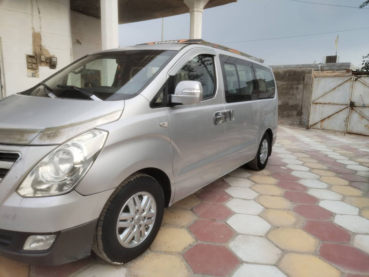 سلام وعليكم ٢٠٠٨ مسكر اوتوماتيك كير محرك جدد تخم تاير تبريد حداده جاهزه السياره بسمنه تحويل رقم جديد مصبوغه عام بدون اي حادث ستفسار *********** مكاني بصره دير السعر ١٢٣ وبيهه مجال قليل
