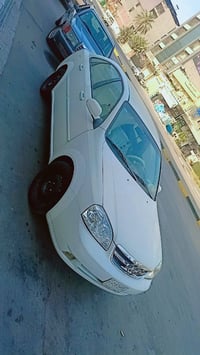 اوبترا موديل 2012  للبيع بيها جاملغ امامي مصبوغ بدون دواخل يعني مو حاد...