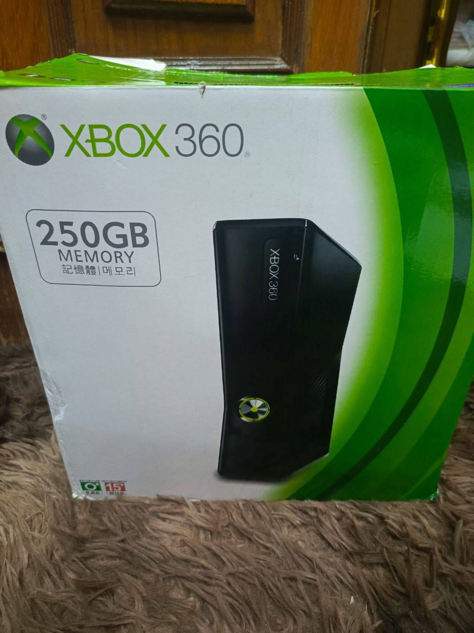 Xbox 360
يدات تحكم ثنين ، الملحقات كاملة وياه ، كارتونة مالته نظيفة 
40 لعبة قويات ، لون اسود مغلف ، اخو الجديد 

100 الف 
مكاني بغداد الشعب
***********
***********
