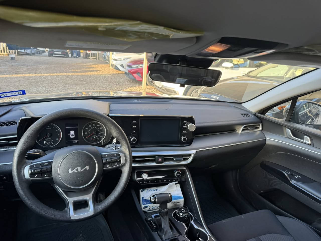 السلام عليكم
كي5 موديل 2023 رقم قادسية معوقين وكالة عامة سيارة مكفولة من التبديل والصبغ حادثة فقط بارد باقبق الجنطة موضح بالصور اي استفسار ***********
