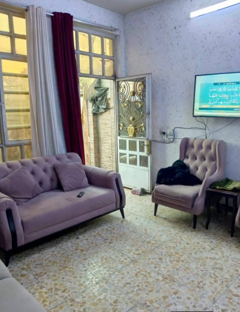 دار البيع في منطقة السيدية شارع العلوة شارع 15
قرب اسواق الواحة  قريب على الخط السريع
خلف شركة ومعرض سردار للسيارات
الشارع عريض ( طبكة لسيارتين )
البيت مقابله حديقه تشجير
المساحة ٤٥ بالسند واقع حال 50
للاستفسار
📌📌 ( على الخاص فقط او الاتصال على الرقم  )
📌📌واتساب  ***********
