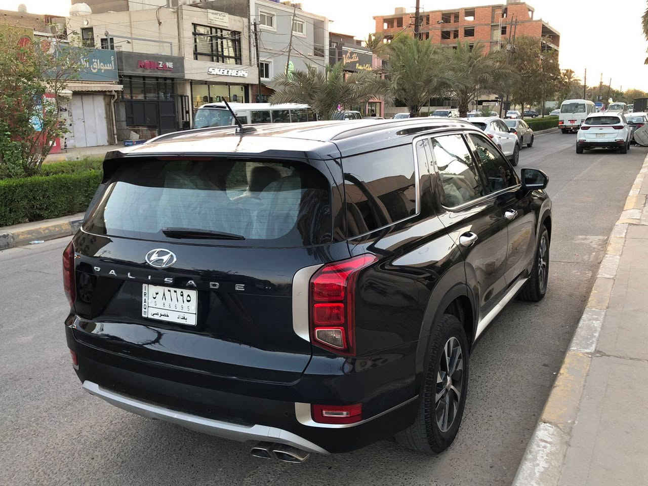 بلسيد 2020 موصفات السياره حساسات تحكم ستيران بصمه أبواب تشغيل عن بعد  فتحت سقف رادار كامره تبريد مركزيي
7راكب 

كشنات مخمل حادثه جاملغ ايمن وبيه حادث خفيف بل جنطه وبابين أيسر مرشرش كلير

ماشيه 100الف وقابل للزياد

السعر 233

***********
