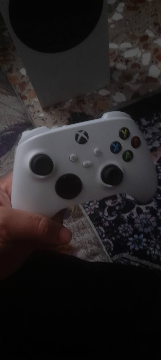 السلام عليكم
اكس بوكس سريس اس ذاكره 512 

جهاز جديد ونضيف مصارلي سبوع من اخذته

كامل ملحقات من كارتونه وايرات HDM

قاعده شحن بطاريات وعدد بطاريات 2 

انطيك ويا هديه كيم باس التمت 3 اشهر

مكاني بغداد


**إذا كنت صاحب هذا الإعلان وتريد حذفه لأي سبب، رجاءا أرسل رسالة إلى الدعم الفني**