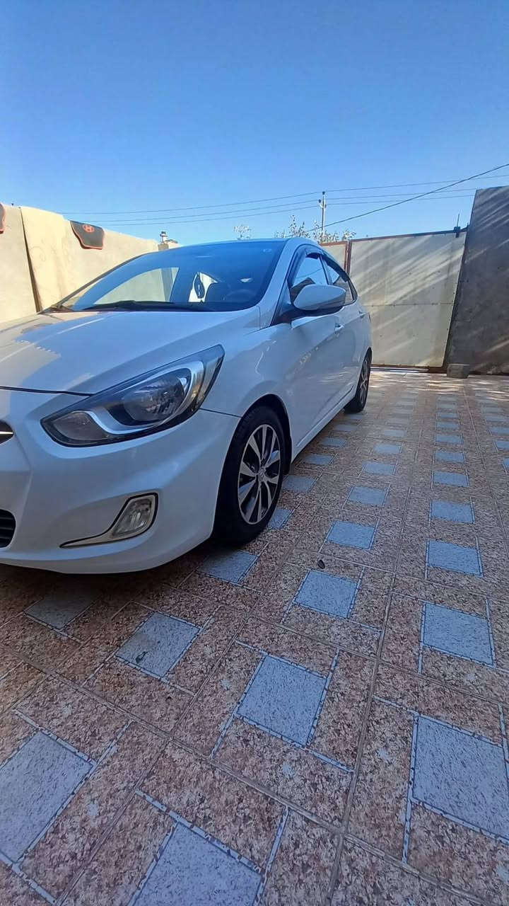 سلام عليكم اكسنت 2015 محرك 1600 مكفوله وبدون أي نقص جديده وجاهزه ع الاخير سعره115 وبيه مجال جدا قليل بأسمي ، ***********
