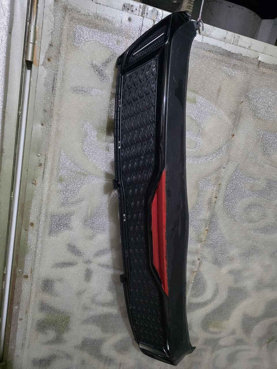 سلام عليكم عندي لحيه مال فورتي جيتي لاين وعندي شاير خلفيه وهاذ رقمي الي يريدهن  ينتصل ***********
