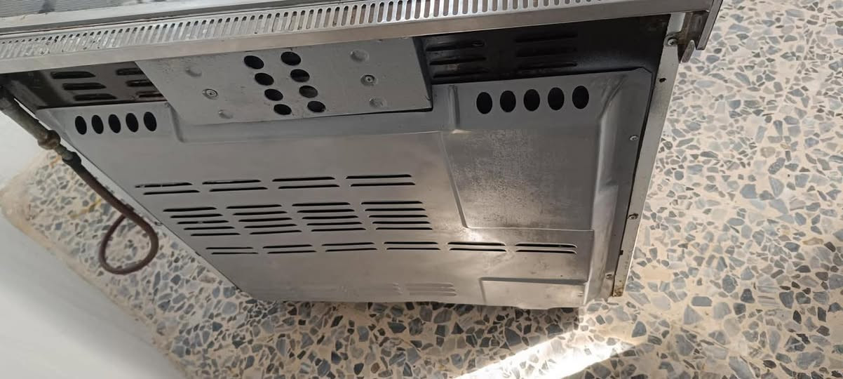 عرض مميز – طباخ عشتار عراقي 5عيون 
حجم عملي مناسب 80*50
 5 شعلات قوية 
 فرن شغال خط واحد
  لون ابيض مقاوم
💰 السعر: 170 قابل للنقاش
📍 العنوان: موصل – وادي حجر
📞 للاستفسار:اتفضل خاص 
🔹 للبيع أو المعارضة حسب الاتفاق والقناعة 🔹
✨ فرصة ما تتعوض ✨


**إذا كنت صاحب هذا الإعلان وتريد حذفه لأي سبب، رجاءا أرسل رسالة إلى الدعم الفني**