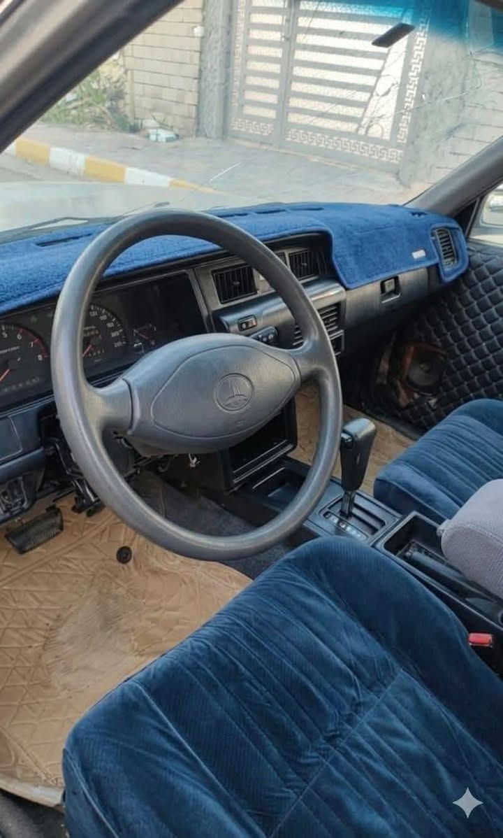 السلام عليكم
سيدان موديل 1991
 مسجله رقم فحص النجف 
الوكيل الشرعي بلبيجي 
محرك وكير بلادي اوتماتيك  شرط 
صدر امامي خلفي جديد والبقاي شوف العين 
السعر 17 وبيها مجال وهم يرهم مراوس
***********
ملاحظه مكلف بالنشر
