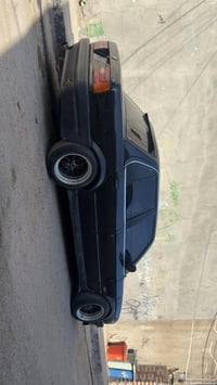 BMW E30.  1989 مكينه 28 صقر 🔥 كير 7 نمر🕹️ غرفتها يحتاجلها بطاين مثل ما...