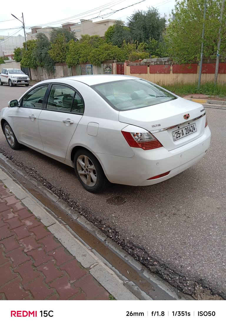 جيلي امكراند موديل2013 بدون صبغ  كل على بلاد ماشي 130 الف رقم كركوك اتصال (***********) كركوك, العراق
