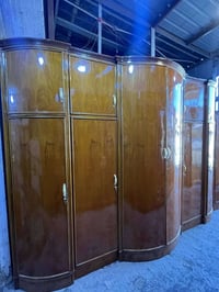 غرفة خشب • خشب قوي • نضافة ٩٥/١٠٠