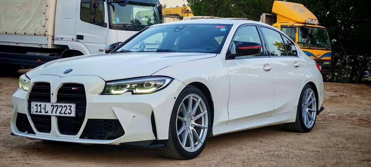 السلام عليكم . Bmw 2021 . 330i ماشيه 43 ميل محرك ٤ سلندر توين تيربو صاروخ ارضي  محرك كير مكفولات رقم بغداد مميز [توويل]
حادث . [بنيد وجاملغ خلفي صبغ . تبديل باب خلفي نفس اللون بلادي تصليح بسيط باراس شاصي]
المواصفات . فتحه . جلد. بصمه بوب بصمه تشغيل .هيتر كشن كشن الاماميات كهرباء ردارات حساسات قطعتين تبريد مري تنزل ببك الايت زنون عدسات متحركه بيه كلشي كلاشي
***********
***********
ملاحظه . سياره محدثه m3 دعاميه بلاديه. موجوده . البيع او مرواس بغداد, العراق
