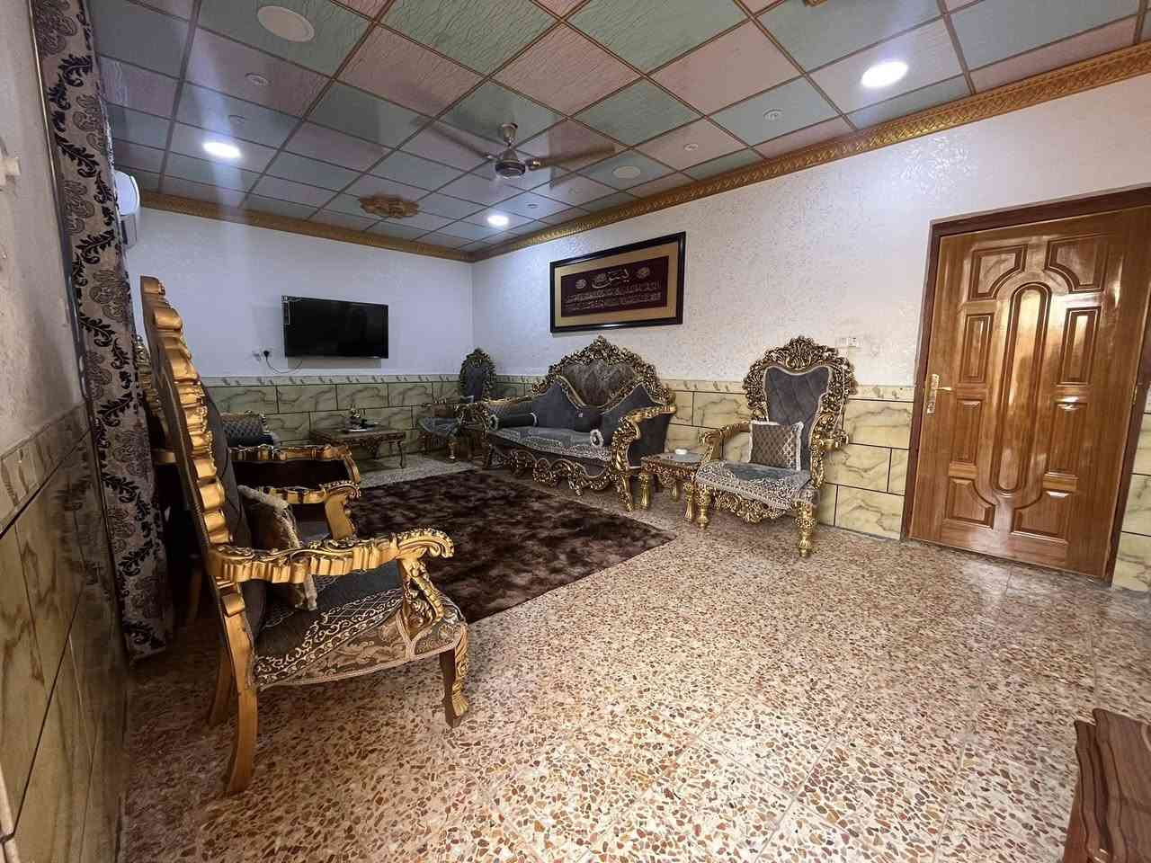 دار للبيع طابو .العارضات خلف السوق رقم العقار 55/605
للاستفسار اتصال ***********
