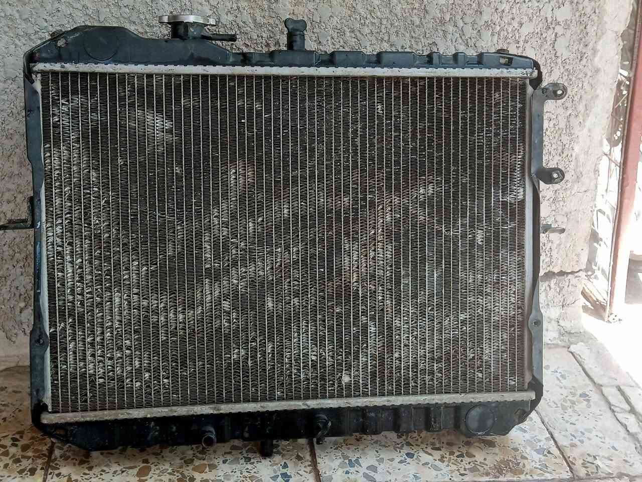 ادوات احتياطية
1-راديتر بيكم ثمانينات امبدل قزانات جدد ما بيها اي نضوح
سعر 60
2-راديتر كرونا وترهم بيكم 85 كاملة هيه والقاعدة مالتها ملحومه بيها بس بيها مكان نضوح مؤشر في الصورة 
سعر20 
3-راديتر بريجو كيا اخت الجديد
سعر 50 قفل
كابريترات بيكم تيوتا 82 جديدة ما مستخدمه سعر 100
كابريتر بيكم تيوتا عاطلة قيم واخذ

المكان بغداد الطارمية
رقم ***********
