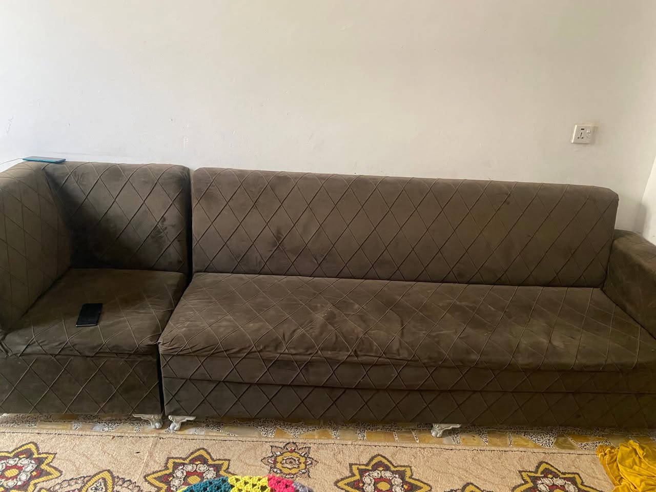قنفات للبيع ٨٠وبيهن مجال ***********
