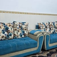 طخم قنفات للبيع نظيف يتكون من 10 مقاعد قنفتين كبار وقنفة وسط و 2 كراسي...