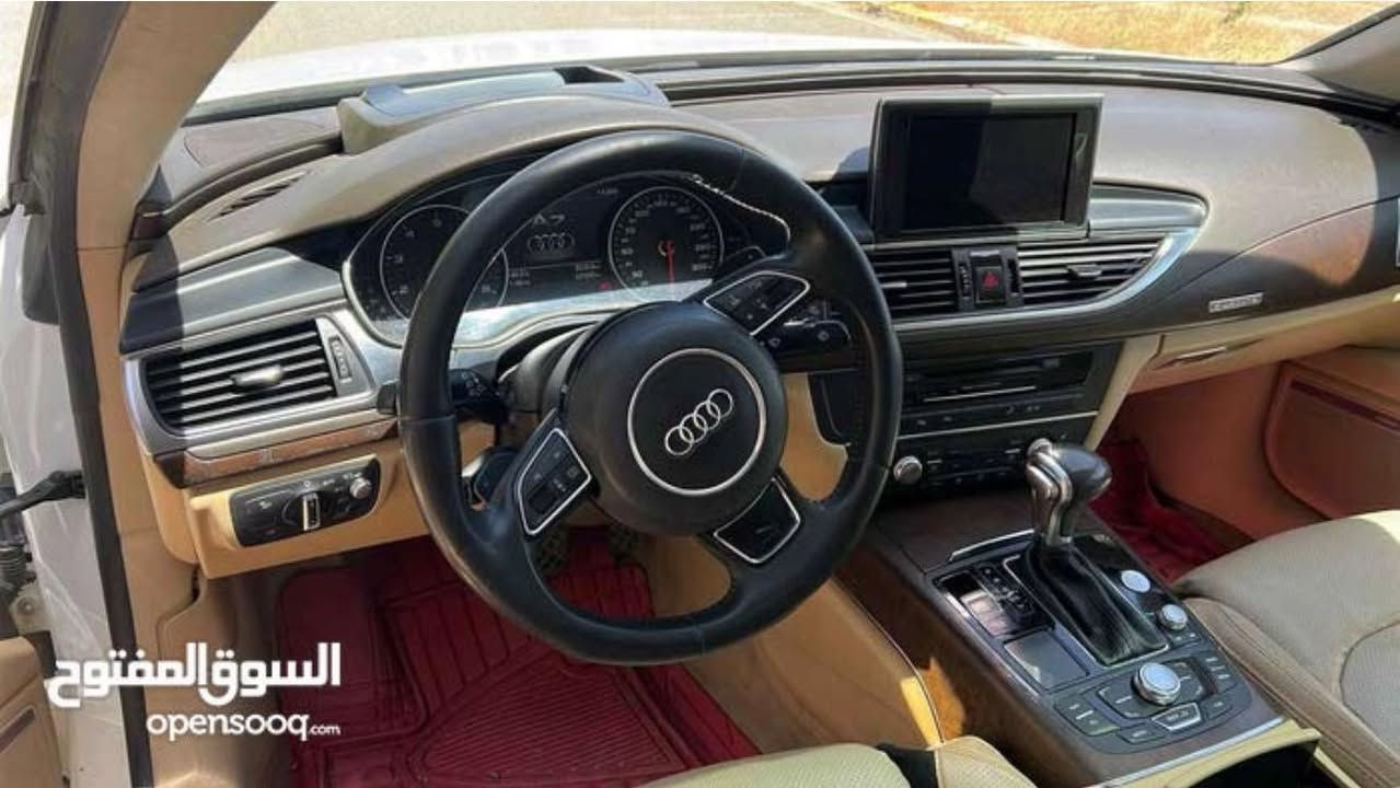 سلام عليكم مرخصت الادمن 
اودي a7 مديل 2012 خليجي ضربتها امام بيها بنيد وتعاميات صبغ كير محرك كهربائيات كفاله سياره حلوه 
سعرها 135$ 
الاستفسار الاتصال ***********
