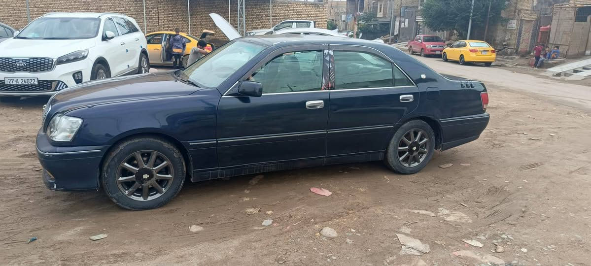 للبيع او مراوس ملكة موديل 2005 السياره حداديه مكينه كير تبريد كله شغال وجديد عوزها تعديلات خارجيه رقم نجف وكالة عامه بسم المشتري السعر 85 كصته جنطه ***********
