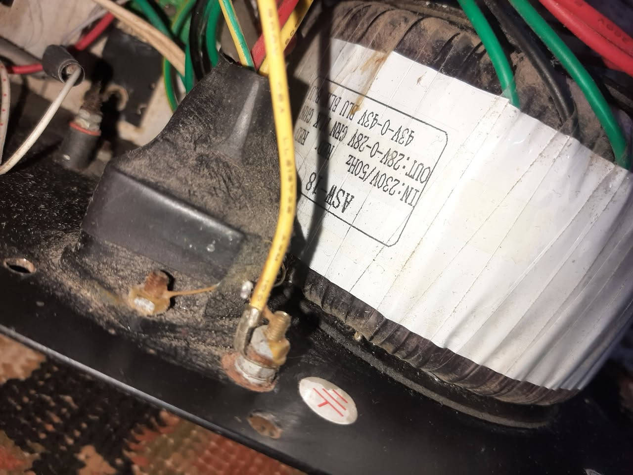 السلام عليكم  طبله سابوفر قويه اعتقد 600واط  وبلاديه السعر 75


**إذا كنت صاحب هذا الإعلان وتريد حذفه لأي سبب، رجاءا أرسل رسالة إلى الدعم الفني**