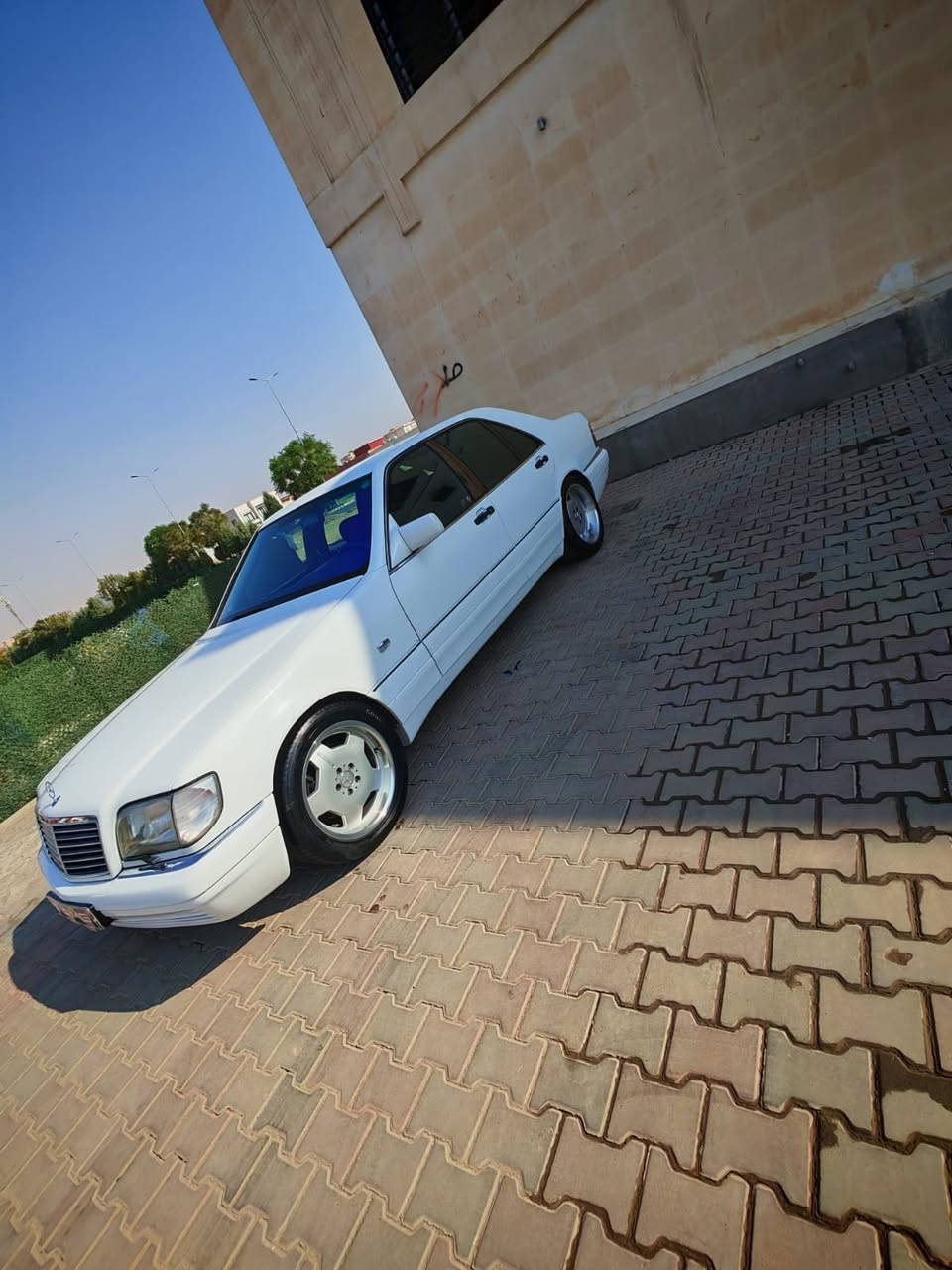 مرسيدس شبح موديل 1995
s320بلاد
v6
دبل جام 
كهربائيات كله شغال
گير محرك كله مكفول 
ويل amg
سياره جاملغ ونص بنيد بدون دواخل 
رقم اربيل تحويل وكاله ثاني يوم 
سعر 100
وبي مجال قليل 
***********
