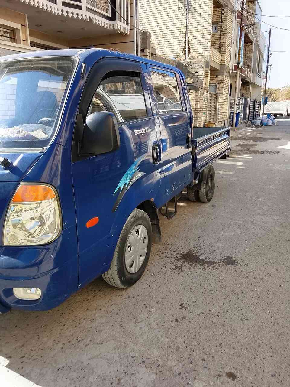 سلام عليكم كية عموشةموديل 2006 سيارة جاهزة مكينة جديد كير جديد اكسن جديد مكفولة  سيارة مال جناي تخم تاير كهربائيات كلهة شغالة سنوية 2026 رقم بابل صدر جديد الرقم *********** مكان بغداد الدورة
