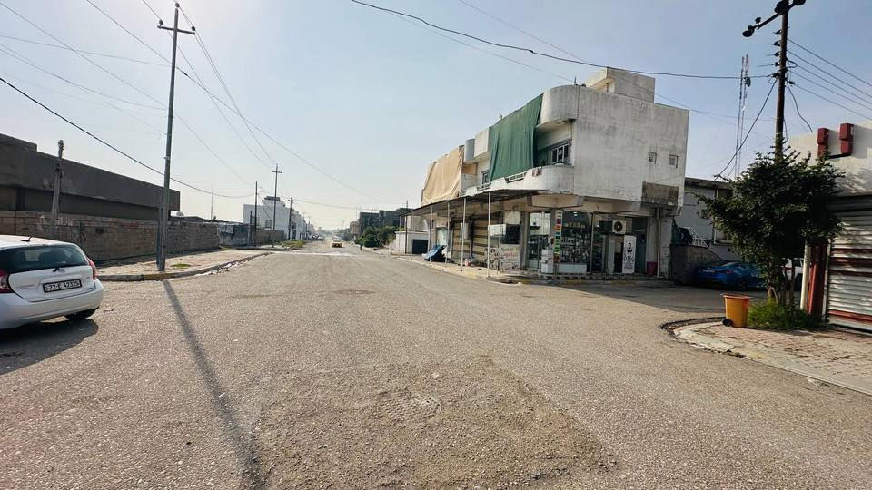 💠اعلان عقاري رقم(1088)💠

#دار_للبيع مع محلات وشقق في#ساحة_احتفالات خلف جامع الخير مطل على شارع عريض بمكان مميز وجميل جدا الوارد الحالي 1 مليون و400 ملاحظة الدار غير مؤجر حاليا مع شقة فارغة

💠#مساحة الكلية 500متر محلات مع الشقق 200متر

 💠#الواجهة مطل على ثلاث شوارع ركنان
____________________________
‏#instagram :  almalk_realestate
_____________________________
‏#facebook : الملك للعقارات والمقاولات 
______________________________

💠ليصلك السعر علق بــ (تم) ✔️

لاستفسار اكثر يرجى مراجعة #مكتب #الملك او الاتصال على الارقام التالية☎️
 
📞***********
📞***********

📍عنوان المكتب / شارع القدس مقابل اسماك حسن 
البغدادي

ونستقبل جميع العروض السكنية والتجارية بكافة مناطق كركوك 

#عقارات  #استثمارات  #كركوك  #مقاولاوت #تصاميم #الملك_للعقارات_والمقاولات
