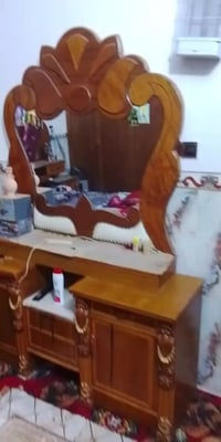 غرفه للبيع عنوان الشعب السعر 1,600 07738094073