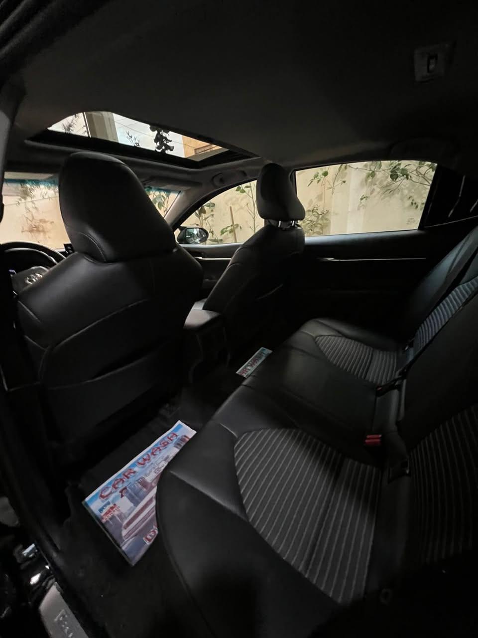 كامري 2024  se  
السيارة امريكي حادث جاملغ وحافه البنيد صور الحادث مرفقه 
لون اسود 
مواصفات SE
كشنات جلد فتحه بصمه 
لايت زينون 
شفتات ستيرن 
تحكم ستيرن 
رادار /توقف ذاتي / تحديد مسار / تحديد سرعة / 
ثلاث انضمة قياده ( sport / normal / eco ) 
شاشة دجتل 
مرايات هيتر 
اشاير بالمري 
السياره مرقمة اربيل هزه وفحص كله جديد باسمي 
السعر 200
العنوان المنصور ***********
