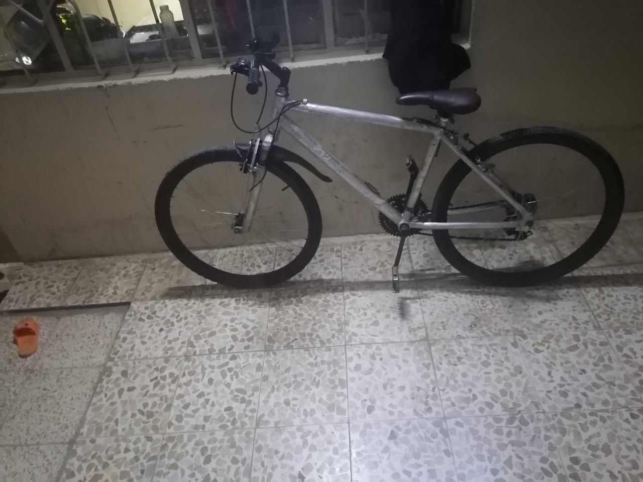 سلام عليكم
لشه فافون كيوره ثنينهم فقاس
 تايه وره اصليه كدام جديده
صطاب بس كدام الوره ينرادله فحمات 
دبل شغال
سعر40وبي مجال
او مراوس


**إذا كنت صاحب هذا الإعلان وتريد حذفه لأي سبب، رجاءا أرسل رسالة إلى الدعم الفني**