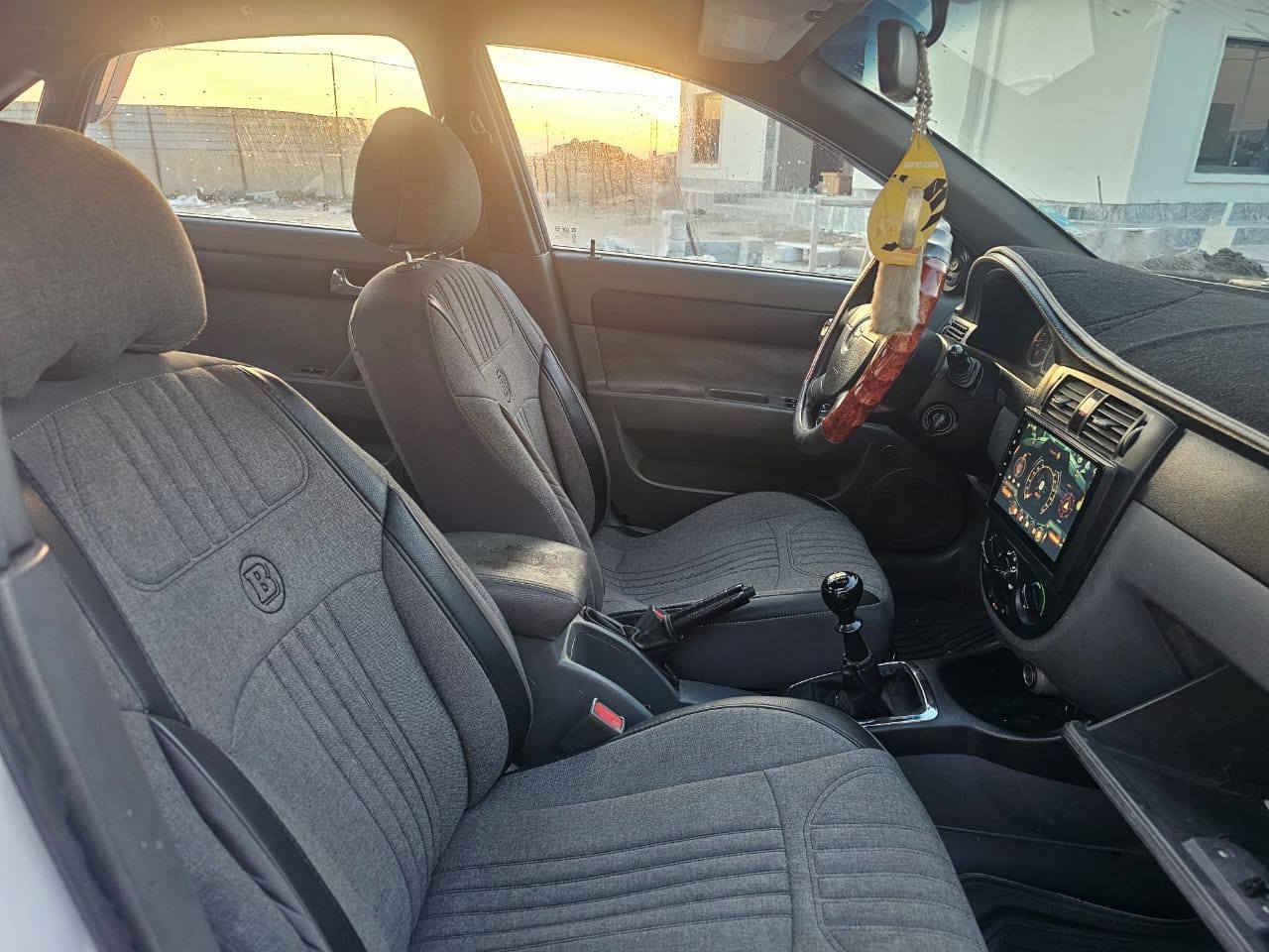 اوبترا 2010 كير عادي بدون صبغ رقم جديد كير محرك شرط طخم و تايات جديد السعر 82 بيها مجال الشراي يتصل
*********** / ***********
