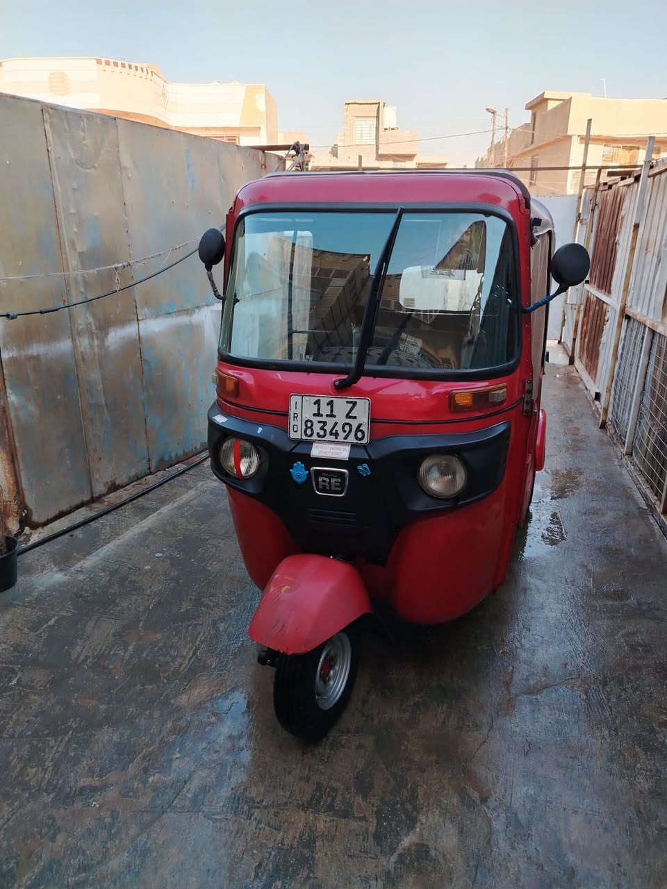 السلام عليكم تكتك مديل 19شهر1رقم وسنويه تكتك نضيفه بس المكينه بيه كرنك يعني لاطشه وضربته مثل ماموضحه بل صوره الباقي كله نضيف شوفت عينكم بل صور  مكاني الدوره ابودشير رقمي *********** السعر 5600وبيه مجال
