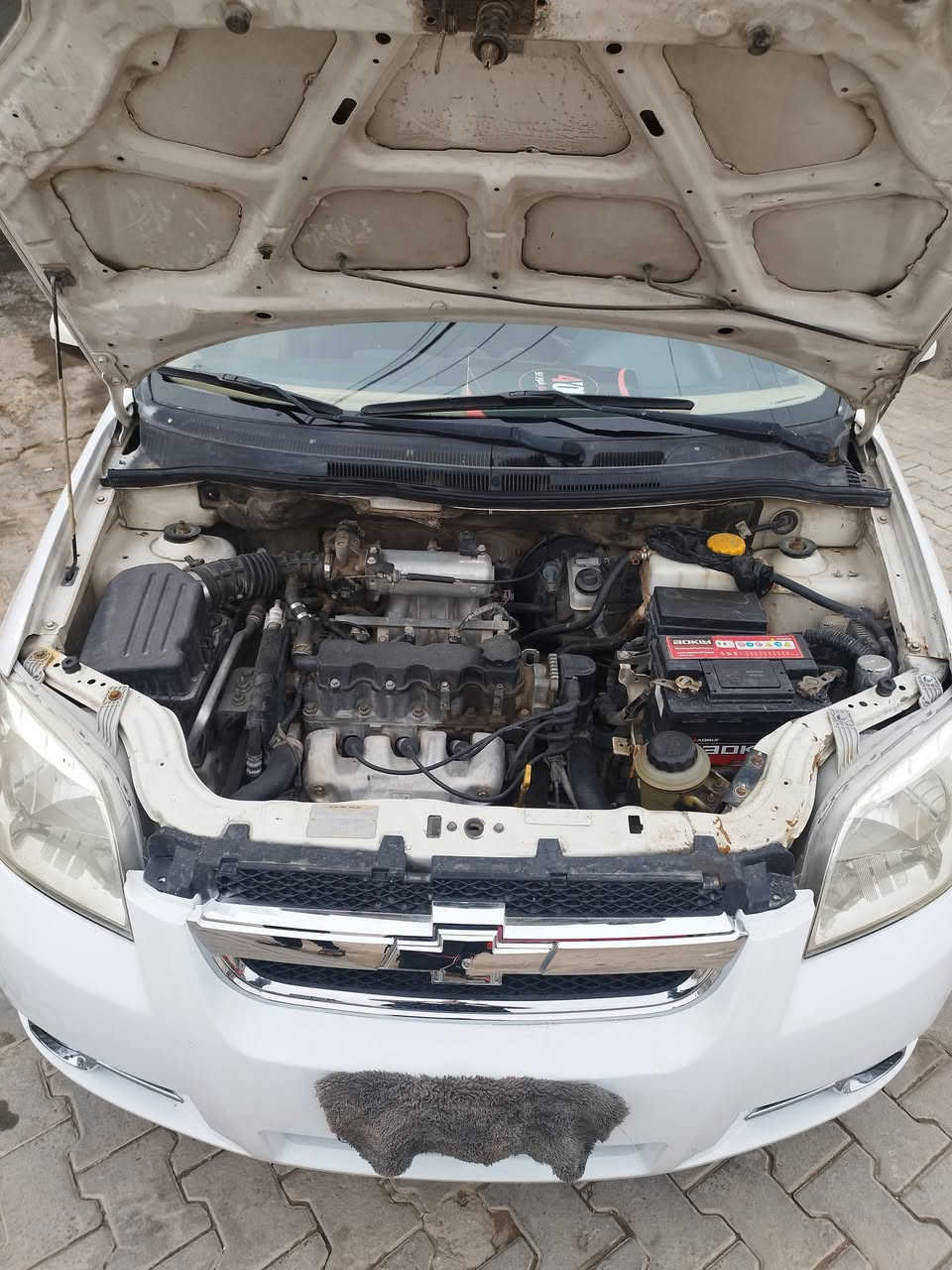 سلام عليكم افيو للبيع 2011 سعره 56 وبيه مجال
كير مكينه خير من الله 
تبريد ثلج 
صبغ عام 
***********
