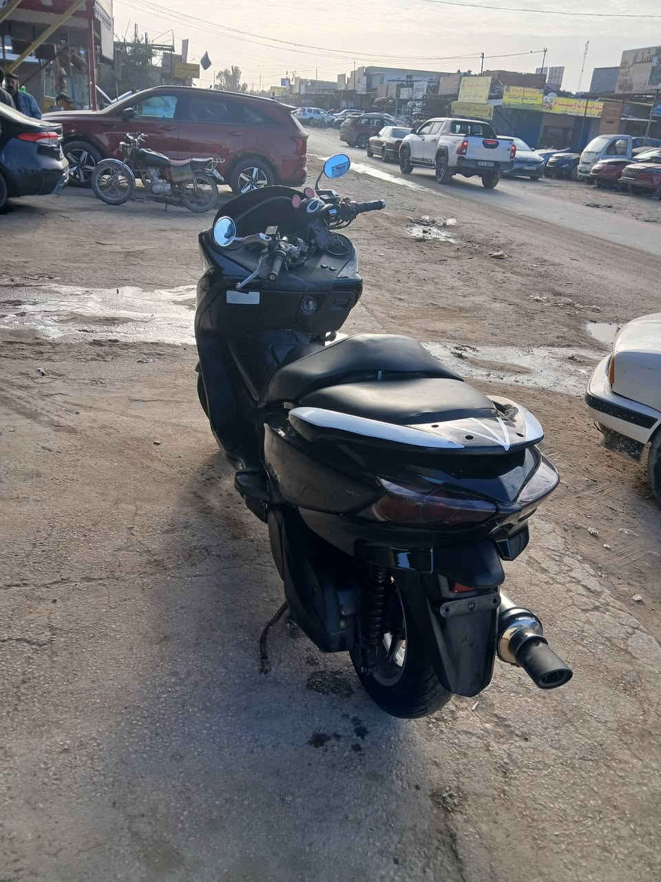 سلام عليكم فورزة 0. 10للبع  الدراجة كل نقص ما يهة كهربائيات شغالة مكينة ممفتوحة مكان الدراجة كربلاء للاستفسار الاتصال على الارقام التاليه ***********واتساب.         ***********
