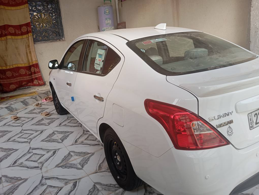 السلام عليكم نيسان صني موديل 24 هندي بلبيته زركه ترقيم جديد سنويه 30 كفاله عامه سياره كسر كارتون شباك نحله بلاد دوشمه كشنات شاشه كامره كاعيات جلد بس سماعات خلفيه سبير منازل سياره كسر كارتون ماشيه 40الف كفاله من الضربه والمكينه والكير والحداده وتبريد ثلج السعر 125 بيه مجال للشراي المكان البصرة أبي الخصيب *********** البصرة, العراق
