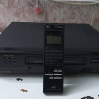 جهاز فيديو كاسيت • جي في سي • ٤ هيد