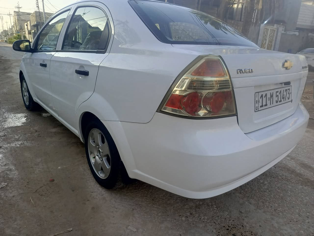 سلام عليكم افيو موديل 15جاهزه مكينه مفتوح على الشرط كير حداديه تخم تاير تبريد جاهزه على 24 حبايه ماشيه  264بيه مكانين صبغ بدون دواخل السياره كلش حلوه السعر 81وبيه مجال بصيط ***********مكاني نجف
